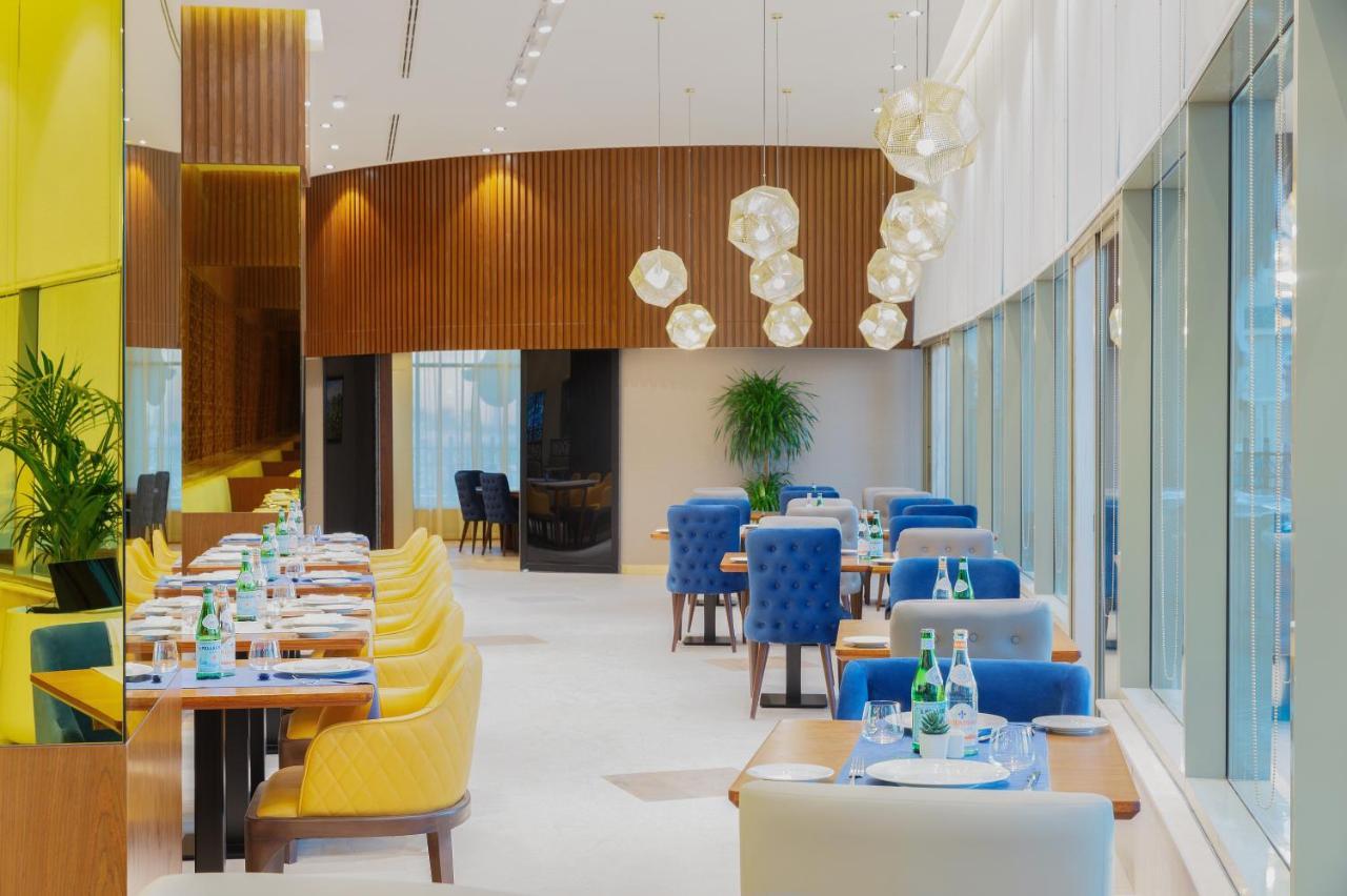 Barcelo Al Jaddaf, Dubai Hotel Екстериор снимка Interior of the restaurant