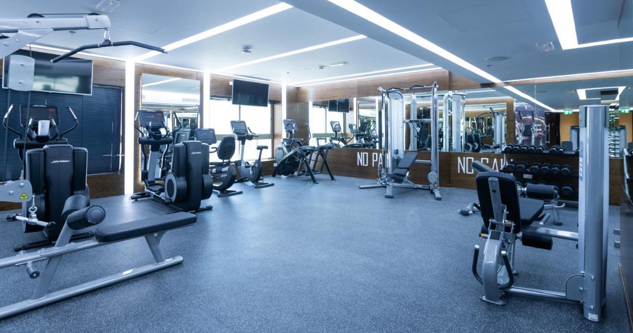 Barcelo Al Jaddaf, Dubai Hotel Екстериор снимка No Pain No Gain