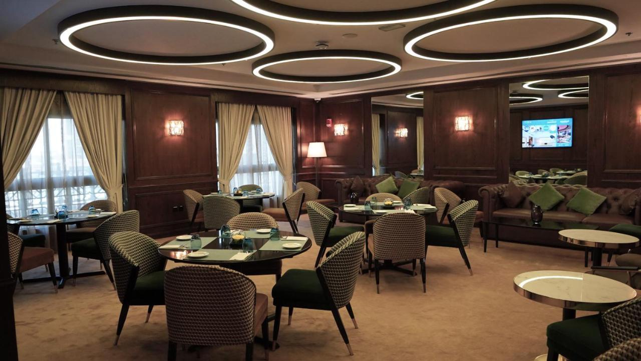 Barcelo Al Jaddaf, Dubai Hotel Екстериор снимка The interior of the restaurant