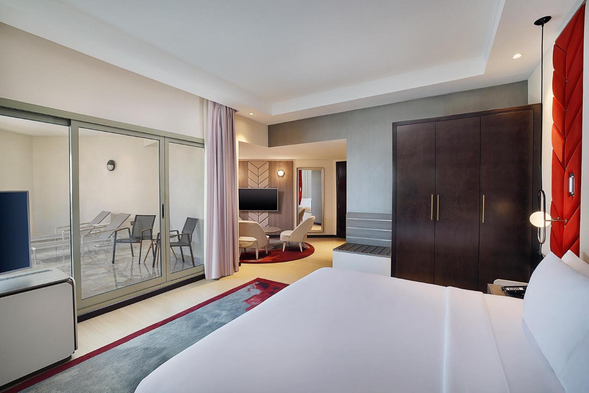Barcelo Al Jaddaf, Dubai Hotel Екстериор снимка