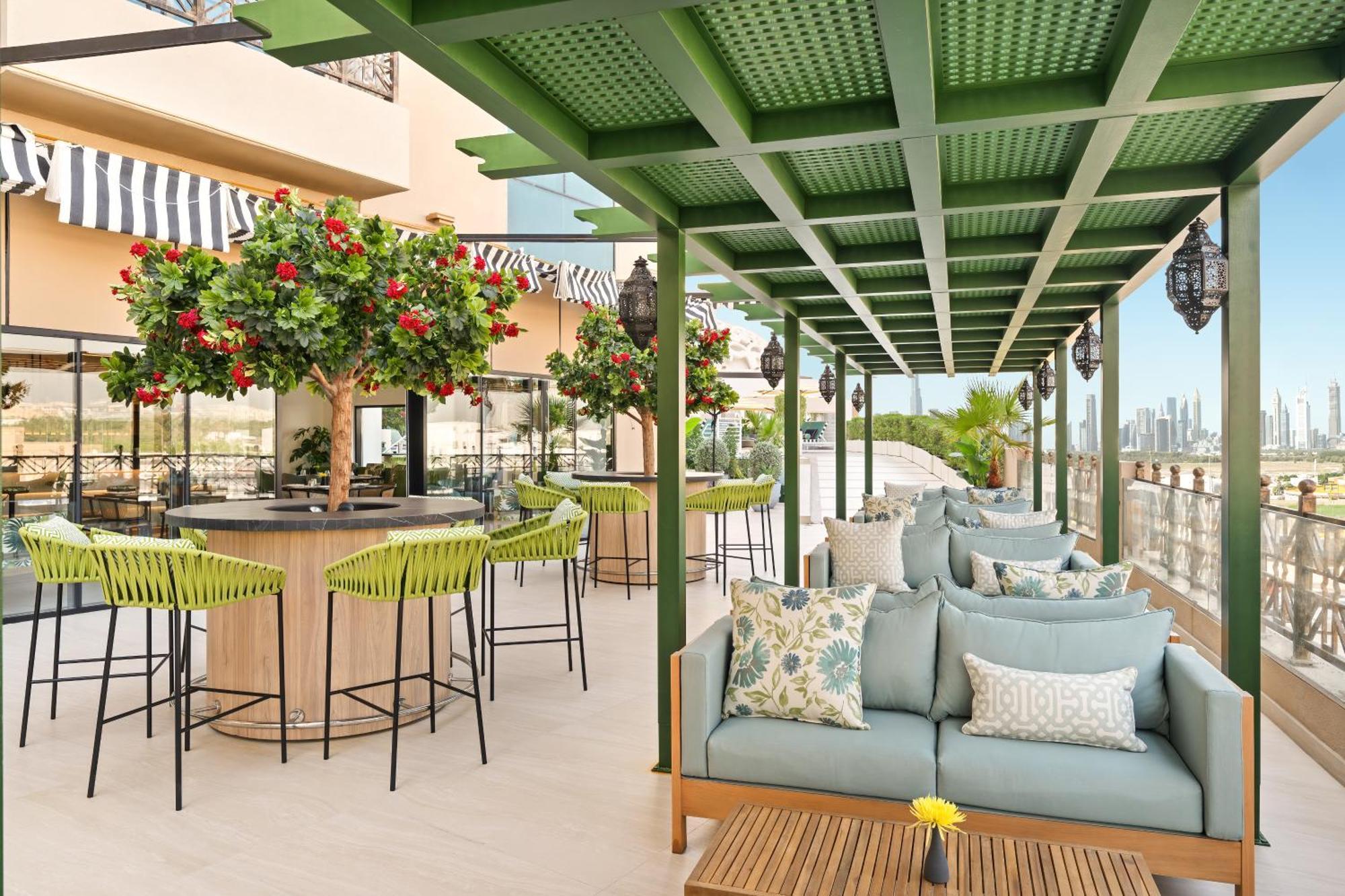 Barcelo Al Jaddaf, Dubai Hotel Екстериор снимка Rooftop lounge