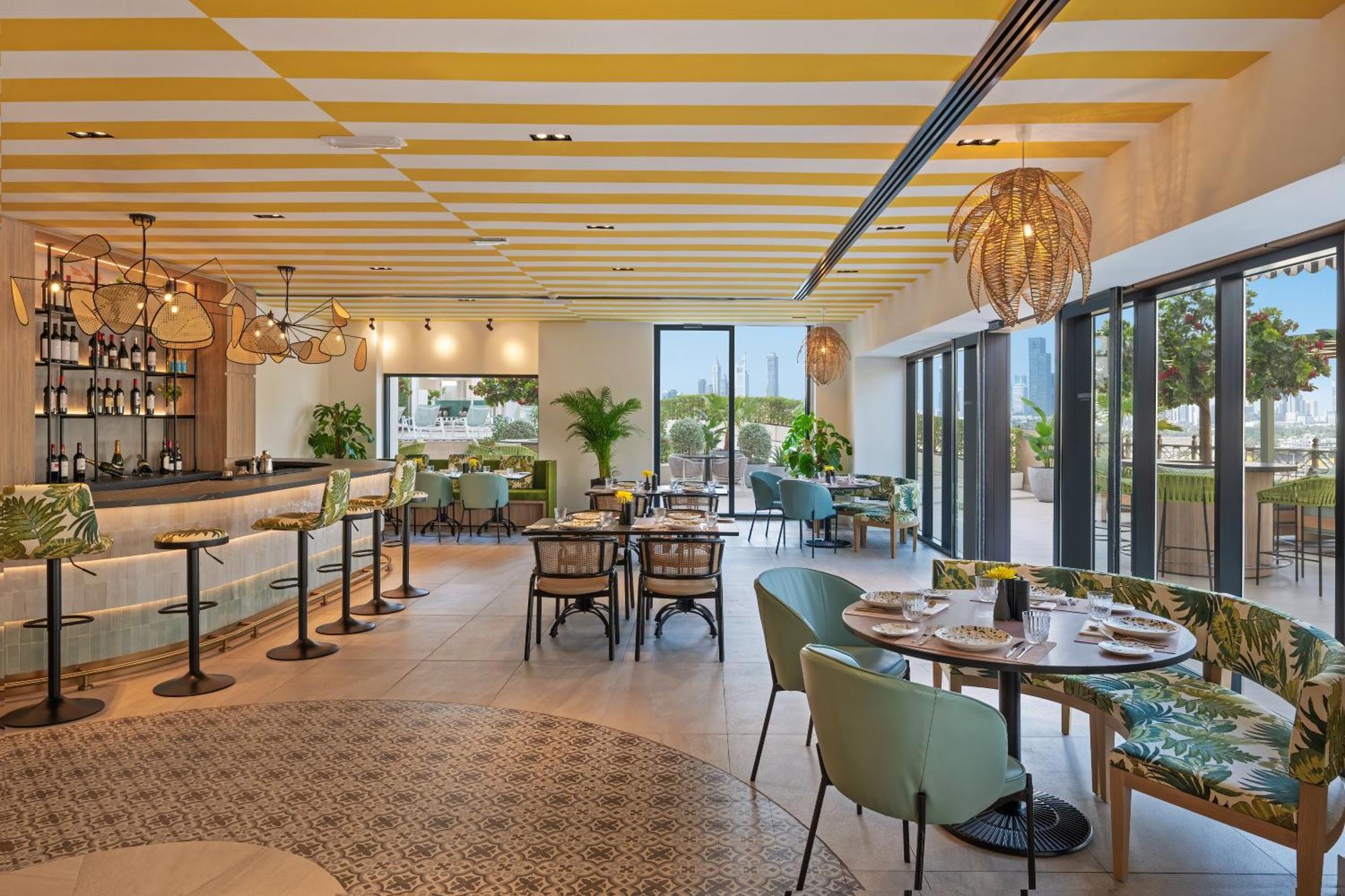 Barcelo Al Jaddaf, Dubai Hotel Екстериор снимка Interior of the restaurant