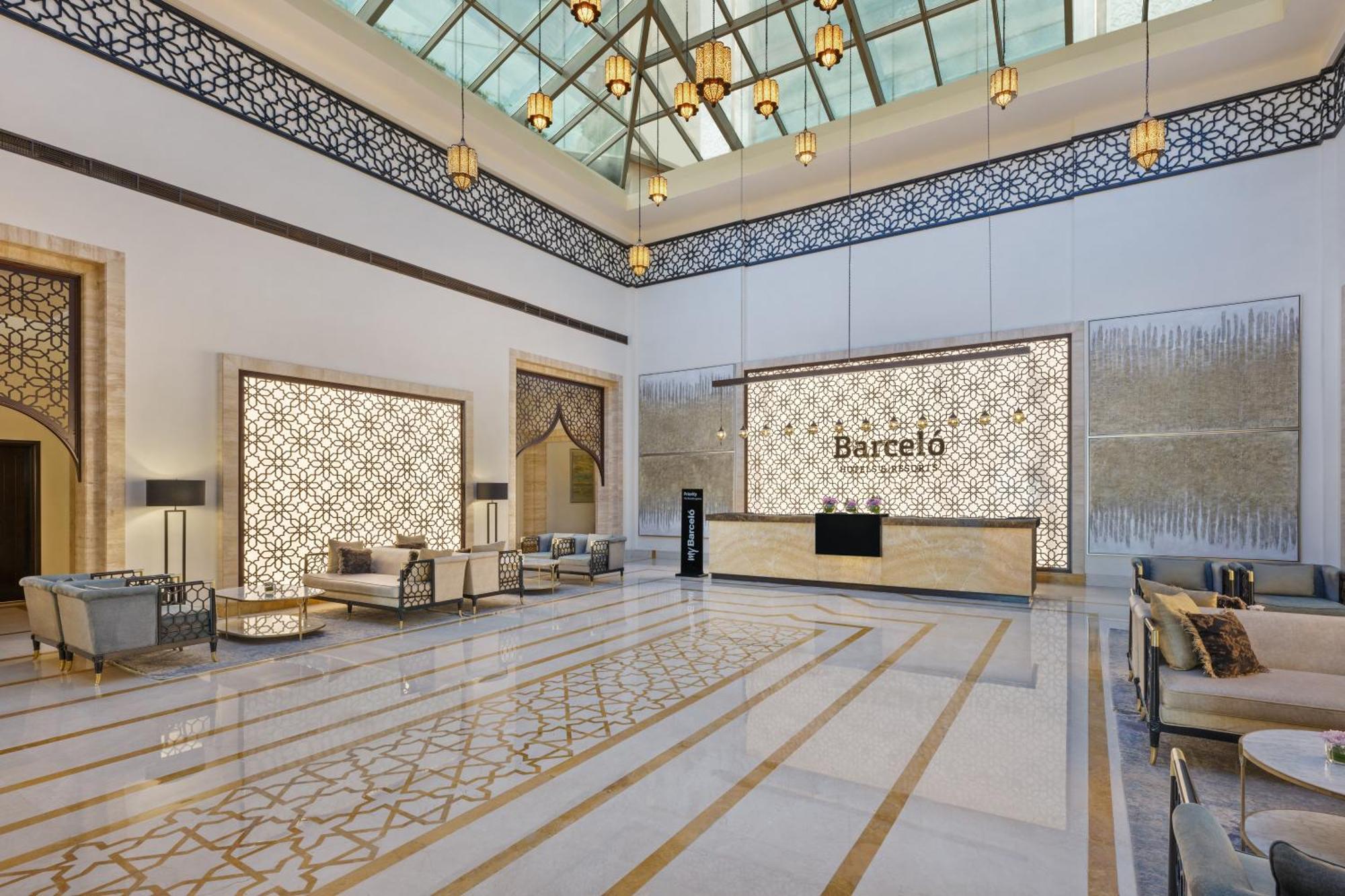 Barcelo Al Jaddaf, Dubai Hotel Екстериор снимка